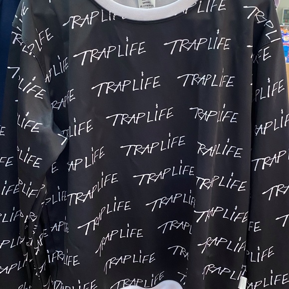 Sweatshirt on the white suit 🔥🔥🔥BUY NOW ! 🔥🔥🔥 - Picture 2 of 7